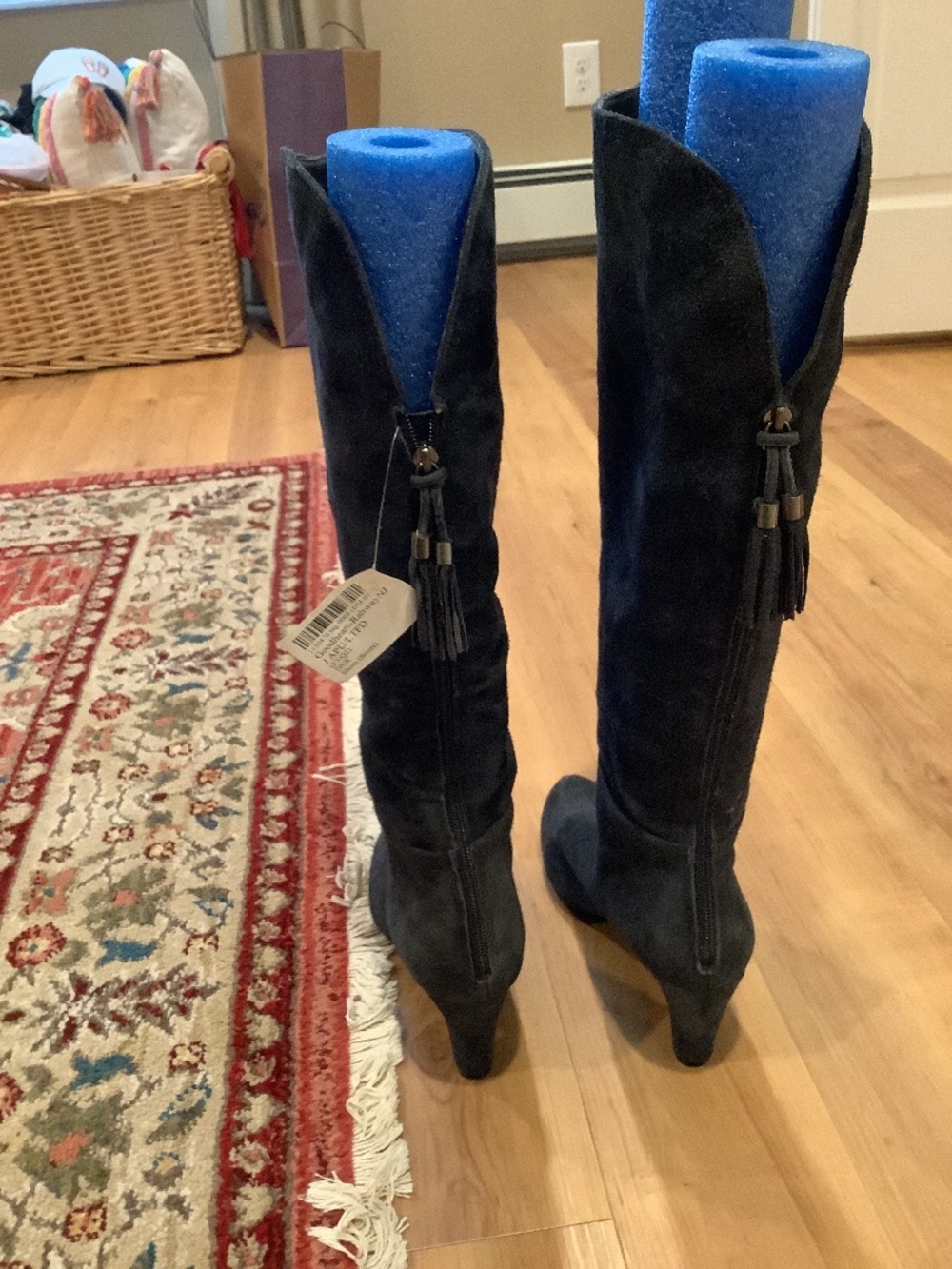 Genuine suede Navy Blue zipper closure heelEd boots. Very good condition